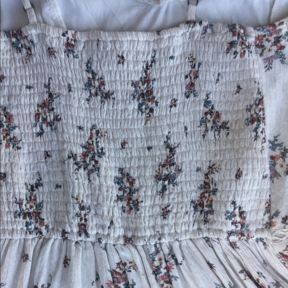 FLORAL ROMPER WITH CRISSCROSS DETAILS - Picture 5 of 6